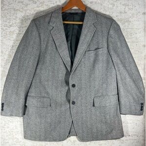 STRATHMORE Gray Cashmere Blazer Herringbone Length 42.5", Pit to pit 24"
